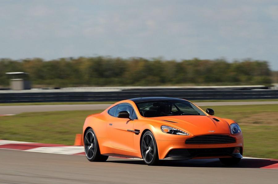  Aston Martin Vanquish 2012 года  (NA) (фото 96 из 182)